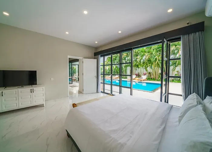 Okenada - Modern 5-bedroom Pool In Berawa! Villa Canggu