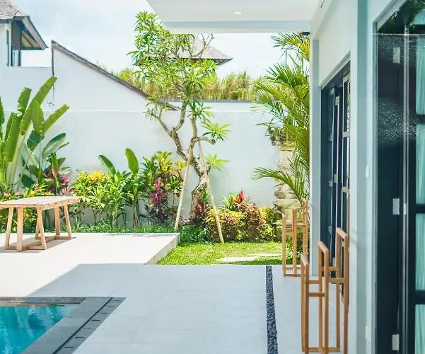 Okenada - Modern 5-bedroom Pool In Berawa! Villa Canggu
