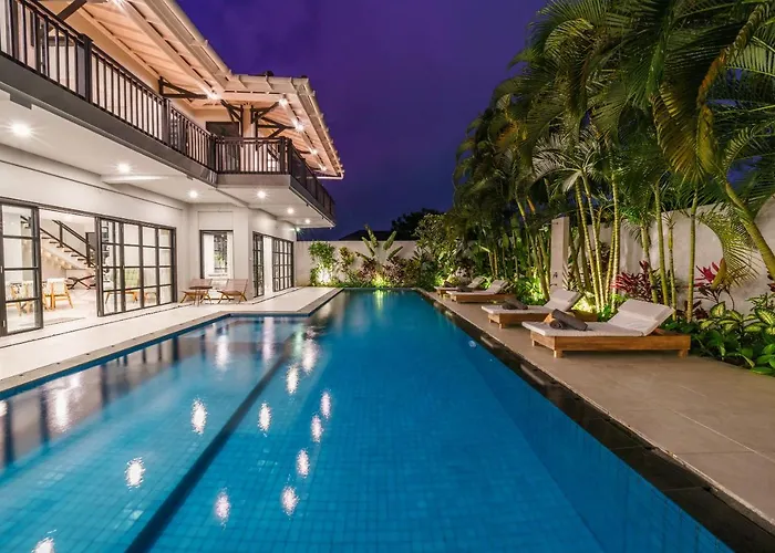 Okenada - Modern 5-bedroom Pool In Berawa! * Canggu