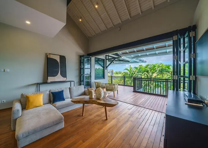 Villa Okenada - Modern 5-bedroom Pool In Berawa! *