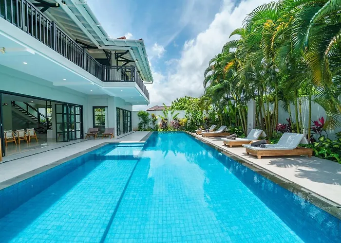 Okenada - Modern 5-bedroom Pool In Berawa!