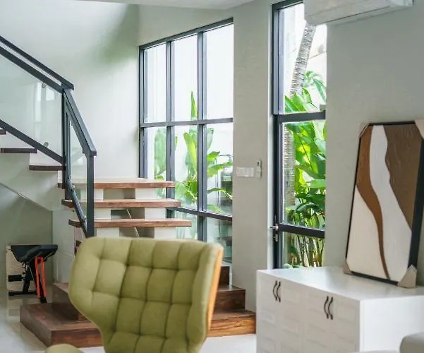 Okenada - Modern 5-bedroom Pool In Berawa! Villa Canggu