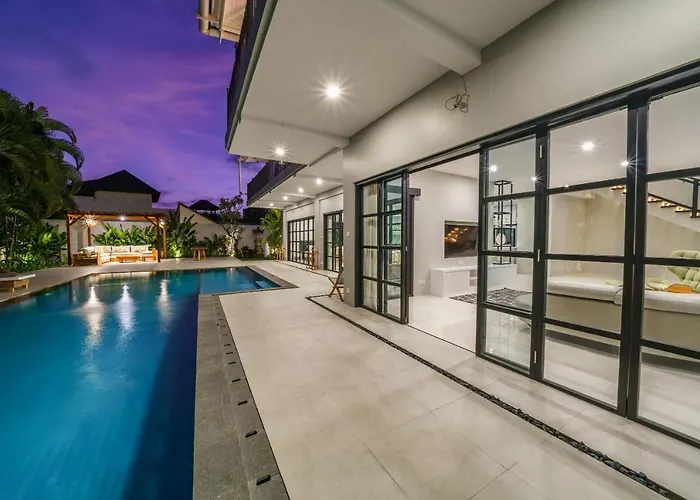 Villa Okenada - Modern 5-bedroom Pool In Berawa! *