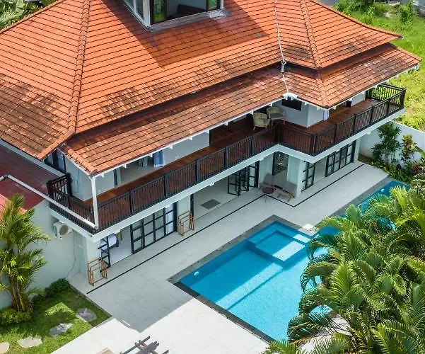 Villa Okenada - Modern 5-bedroom Pool In Berawa!