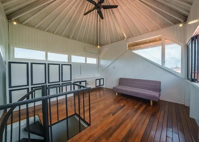 Okenada - Modern 5-bedroom Pool In Berawa! Villa *