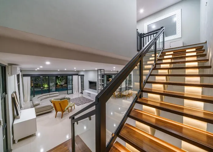 Villa Okenada - Modern 5-bedroom Pool In Berawa!